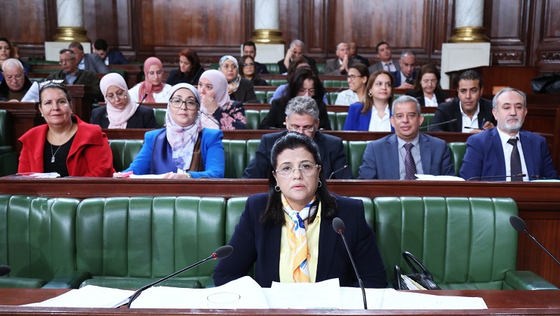 من بينها التمديد في برامج التقاعد قبل بلوغ السن القانونية إلى موفى 2028..   تعديل بعض أحكام مشروع قانون المالية في جلسة برلمانية